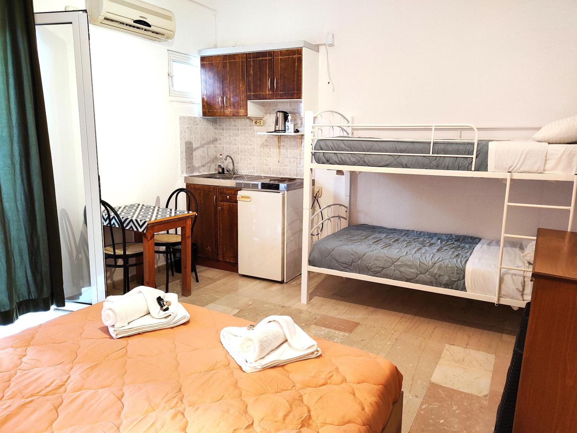 Eleni Apartments Sant George Beach Агиос Георгиос Екстериор снимка