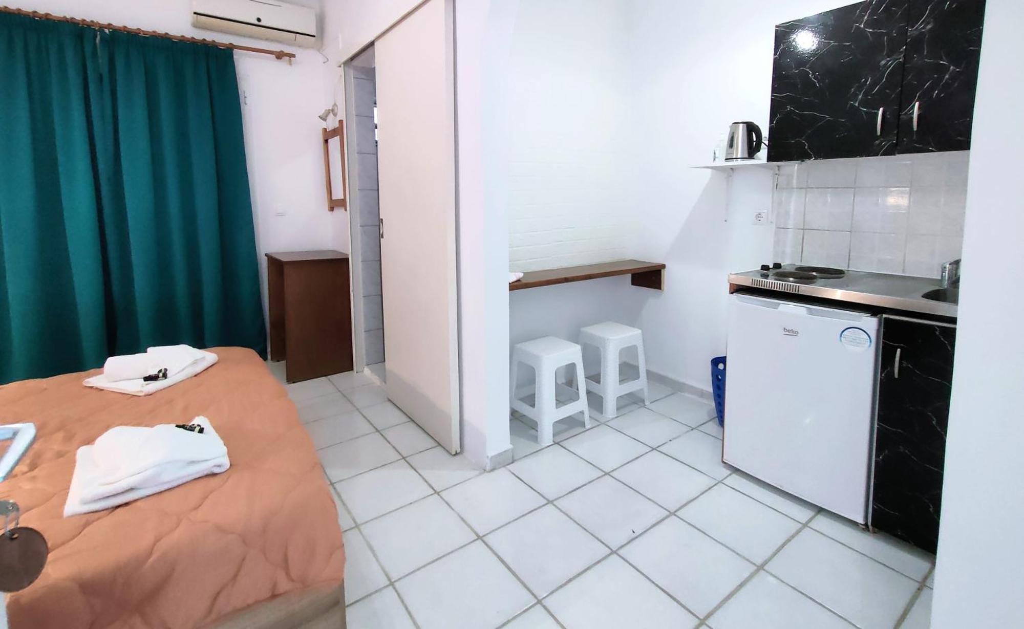 Eleni Apartments Sant George Beach Агиос Георгиос Екстериор снимка