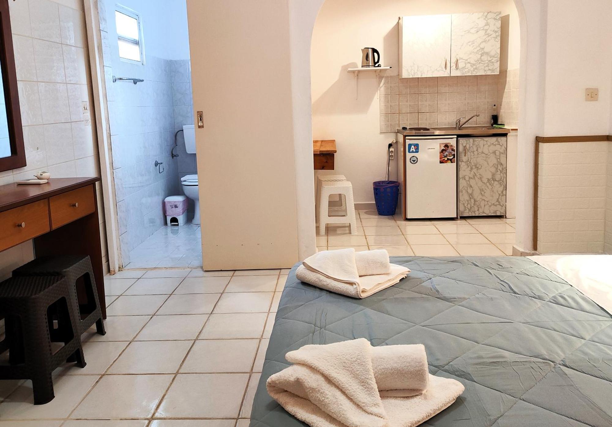 Eleni Apartments Sant George Beach Агиос Георгиос Екстериор снимка