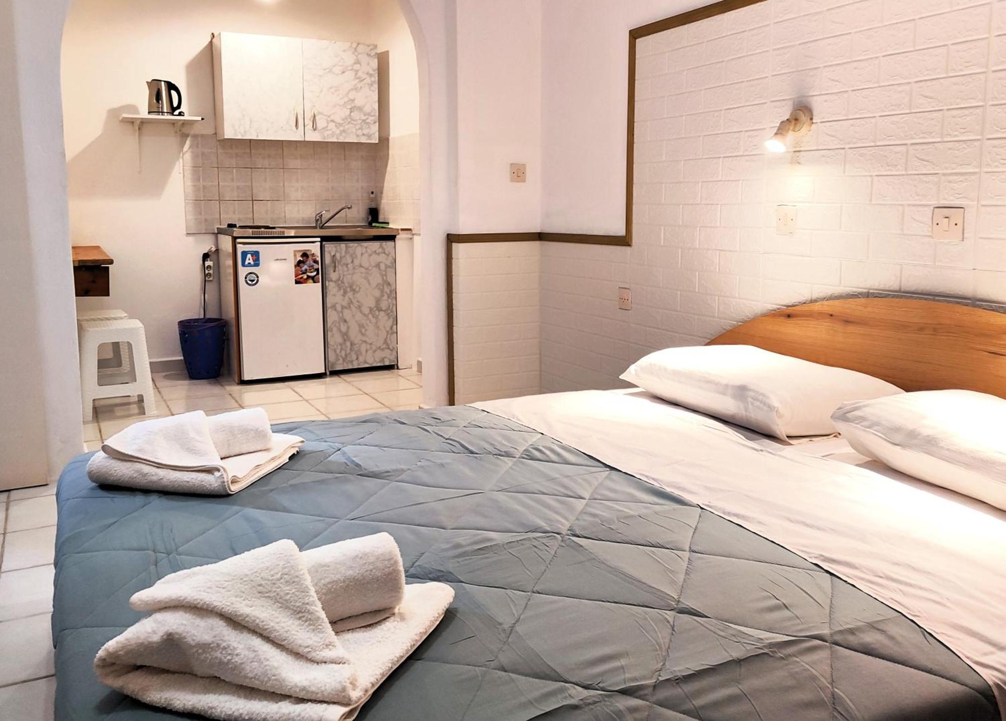 Eleni Apartments Sant George Beach Агиос Георгиос Екстериор снимка
