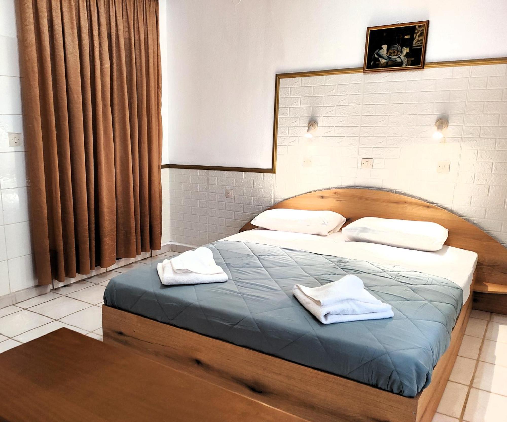 Eleni Apartments Sant George Beach Агиос Георгиос Екстериор снимка